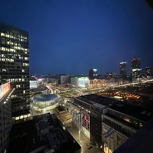 Blue Nest 2 Minuty Do Metro Centrum Apartament